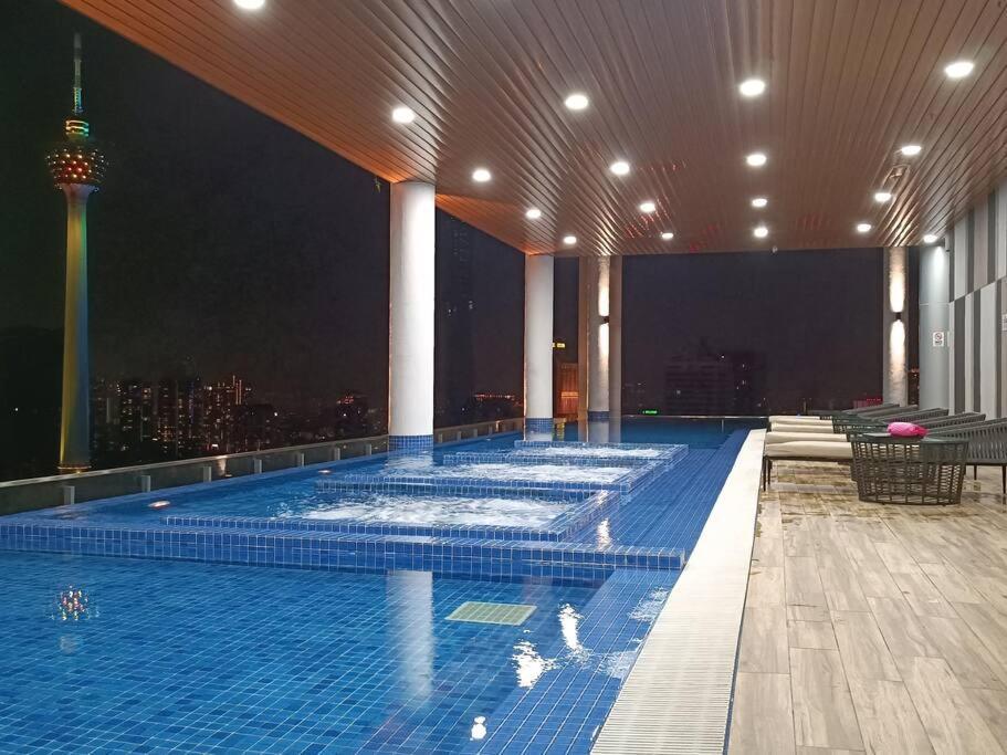 Pangsapuri Col 23a8b Modern Klcc View Kuala Lumpur