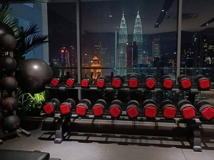 Col 23a8b Modern Klcc View Kuala Lumpur
